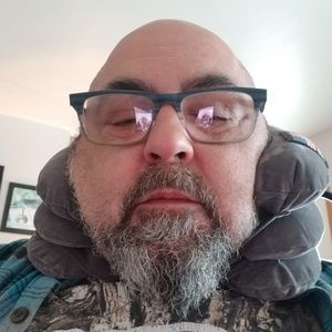 Meet your Posher, Sal